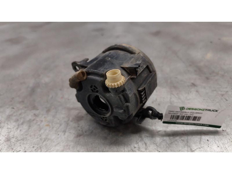 Recambio de faro antiniebla izquierdo para peugeot 307 sw (3h) 1.6 16v referencia OEM IAM   