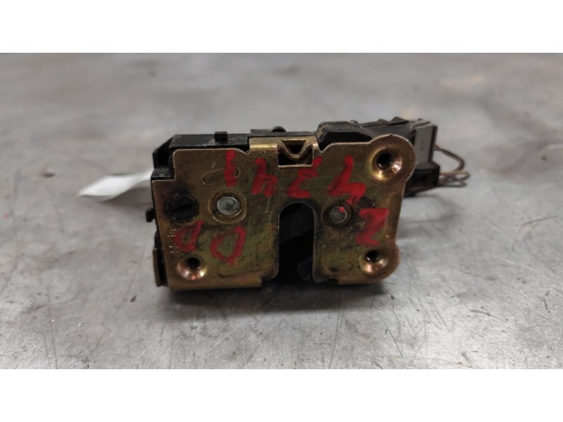 Recambio de cerradura puerta delantera derecha para renault laguna (b56) 1.8 16v rt referencia OEM IAM   