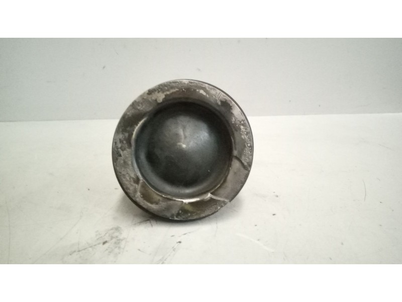 Recambio de piston para volvo fm xxx 12.8 diesel referencia OEM IAM 21907444  