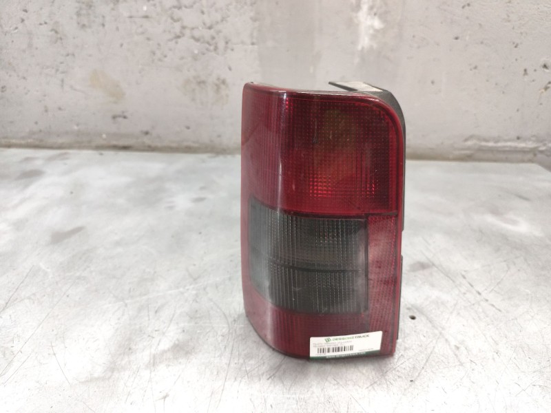 Recambio de piloto trasero izquierdo para peugeot partner (s1) combispace referencia OEM IAM 085521909L  