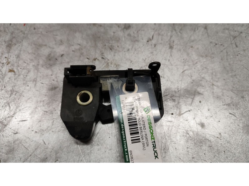 Recambio de cerradura maletero / porton para volkswagen polo berlina (6n1) básico referencia OEM IAM 6N0827505A  