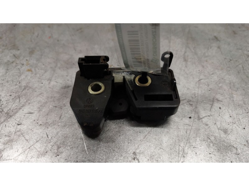 Recambio de cerradura maletero / porton para volkswagen polo berlina (6n1) básico referencia OEM IAM 6N0827505A  