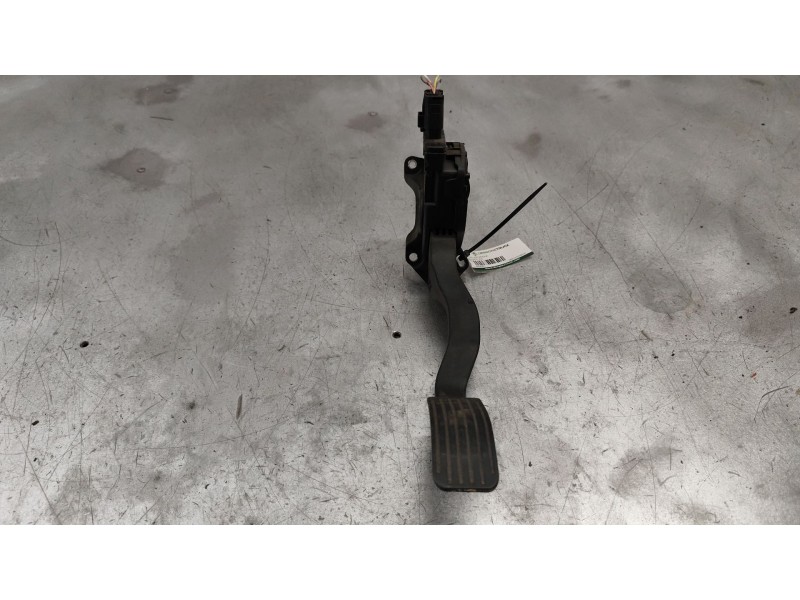 Recambio de pedal acelerador para peugeot 308 1.6 16v referencia OEM IAM 968153038000  