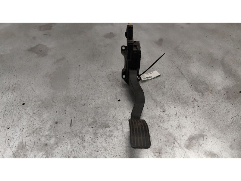 Recambio de pedal acelerador para peugeot 308 1.6 16v referencia OEM IAM 968153038000  
