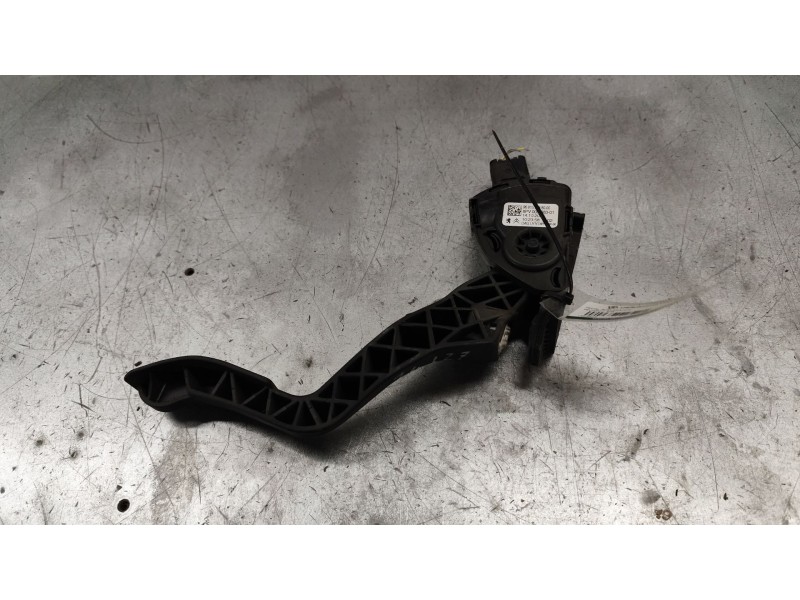 Recambio de pedal acelerador para peugeot 308 1.6 16v referencia OEM IAM 968153038000  