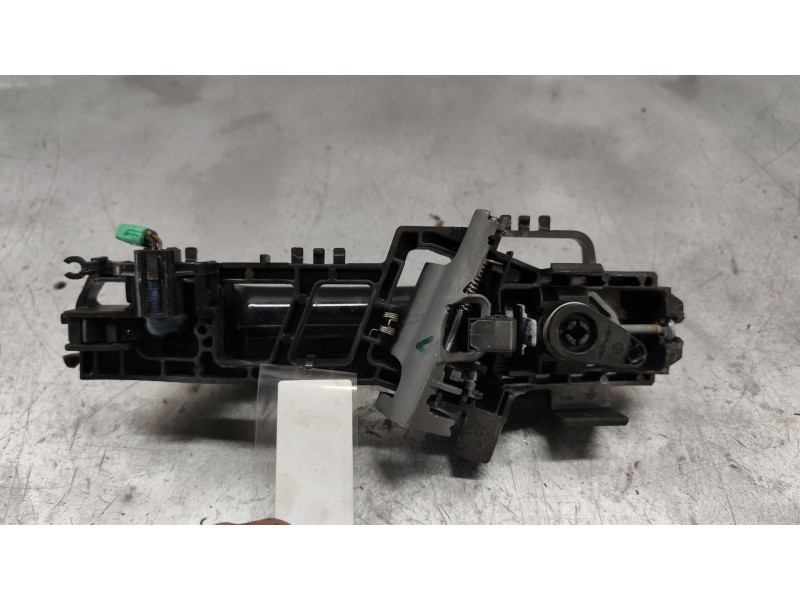 Recambio de maneta exterior delantera izquierda para ford ecosport 1.0 ecoboost referencia OEM IAM 1788872  