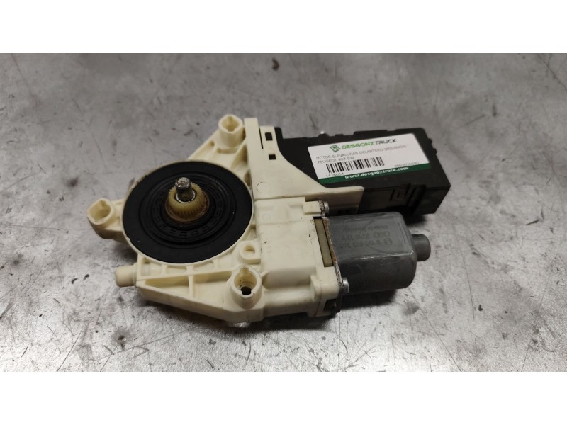 Recambio de motor elevalunas delantero izquierdo para peugeot 407 sw st sport referencia OEM IAM 9663036680  