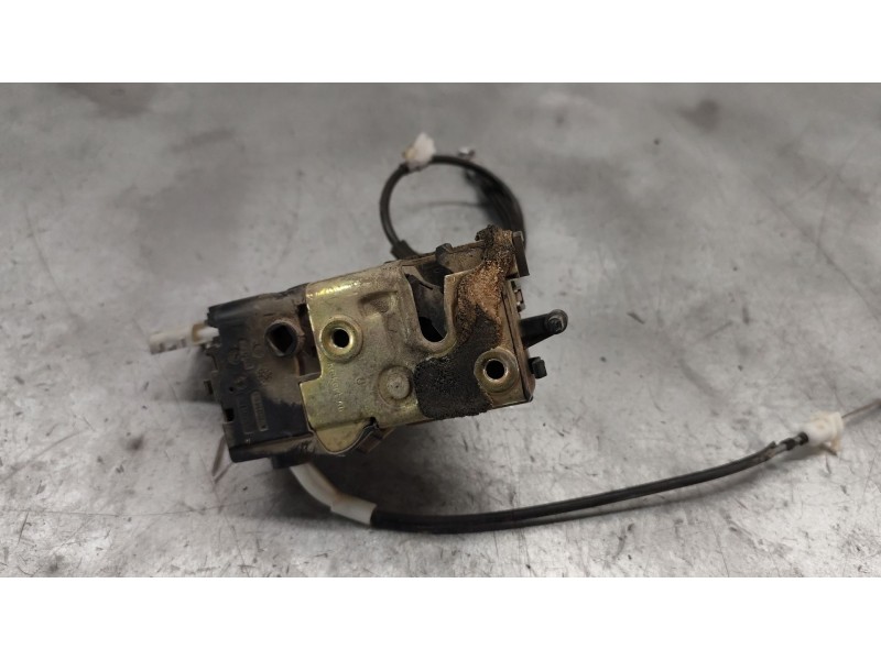 Recambio de cerradura puerta delantera derecha para peugeot 407 sw st sport referencia OEM IAM 9681333480  