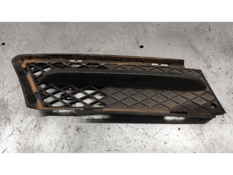Recambio de rejilla paragolpes delantero para bmw serie 3 berlina (e90) 320d referencia OEM IAM 51117154552  