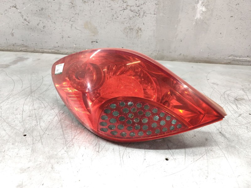 Recambio de piloto trasero izquierdo para peugeot 207 x-line referencia OEM IAM 9649986680  