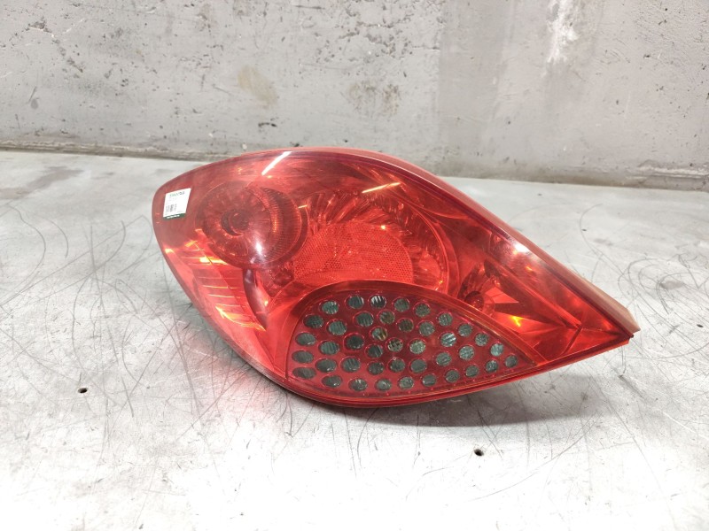 Recambio de piloto trasero izquierdo para peugeot 207 x-line referencia OEM IAM 9649986680  