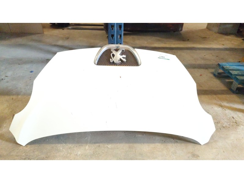 Recambio de capo para peugeot 107 urban move referencia OEM IAM   