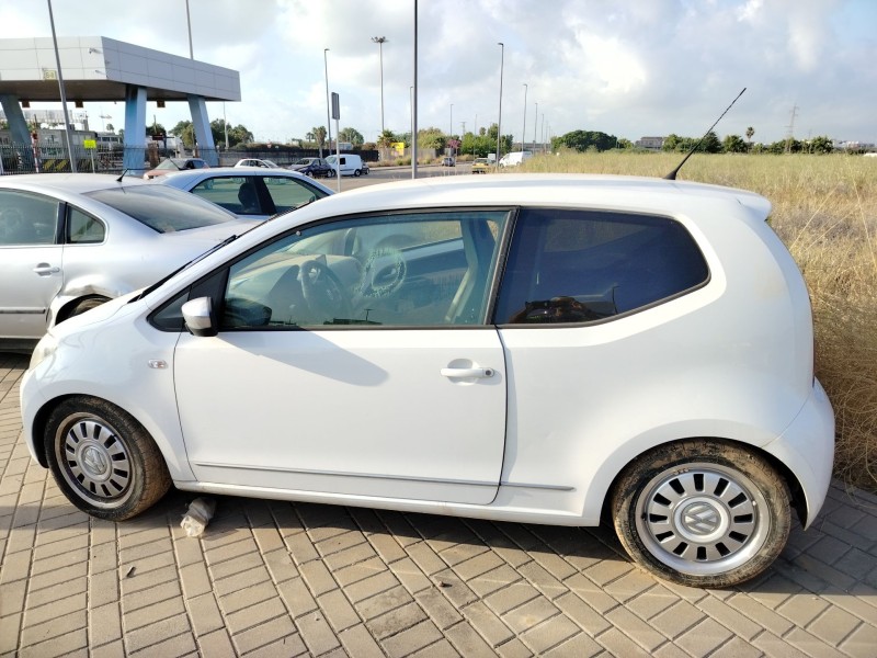 volkswagen up! (121, 122, bl1, bl2, bl3, 123) del año 2011