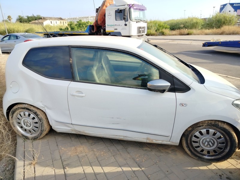 volkswagen up! (121, 122, bl1, bl2, bl3, 123) del año 2011