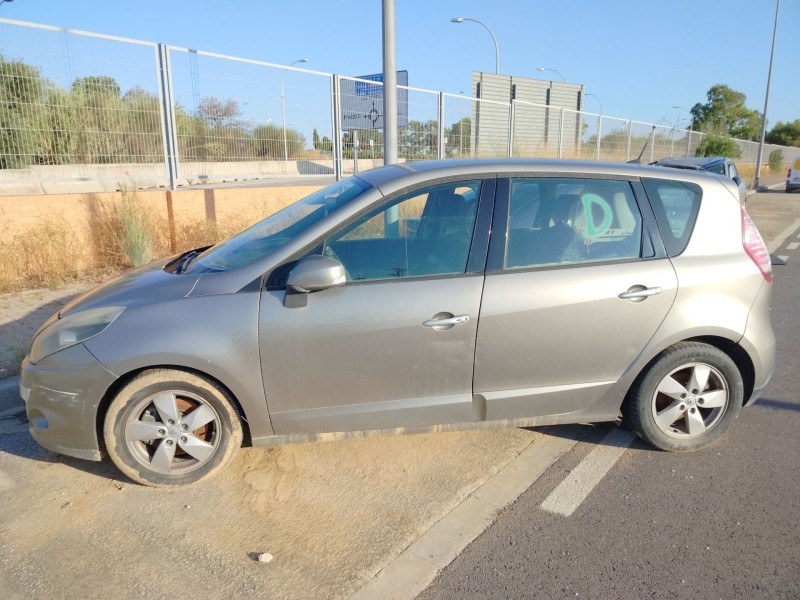 renault scenic ii del año 2006