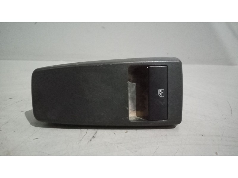 Recambio de mando elevalunas delantero derecho para man tgx 18.xxx 12.4 diesel referencia OEM IAM 81258067095  