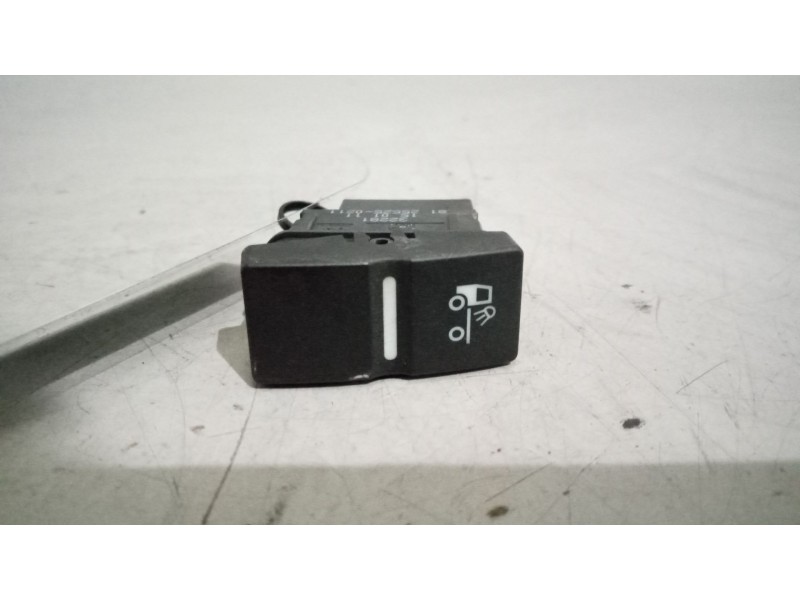 Recambio de interruptor para man tgx 18.xxx 12.4 diesel referencia OEM IAM 81255250211  