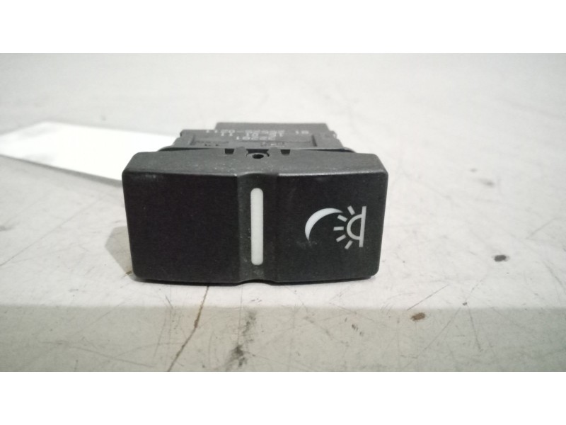 Recambio de interruptor para man tgx 18.xxx 12.4 diesel referencia OEM IAM 81255250211  