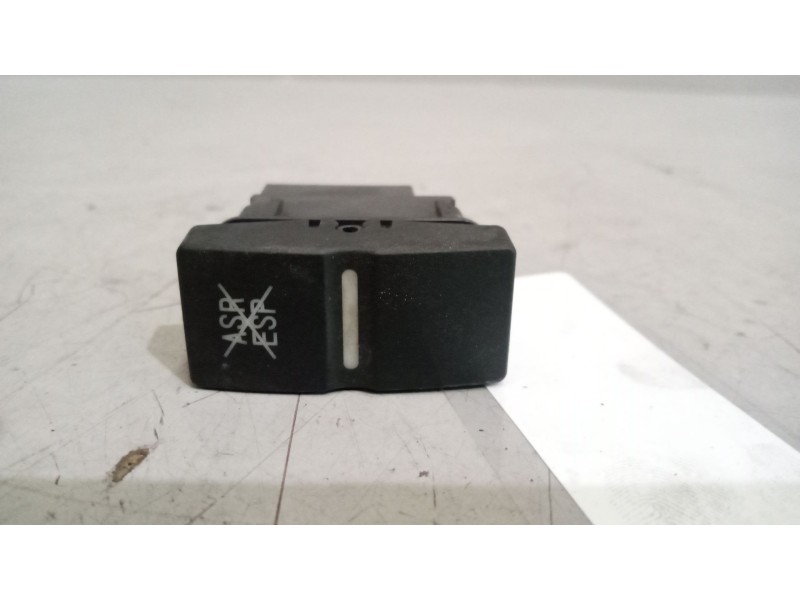 Recambio de interruptor para man tgx 18.xxx 12.4 diesel referencia OEM IAM 81255030322  