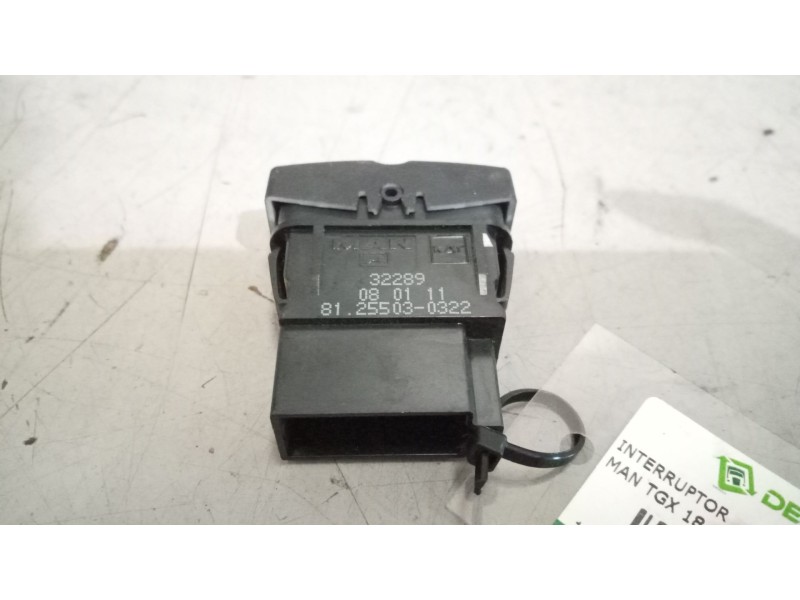 Recambio de interruptor para man tgx 18.xxx 12.4 diesel referencia OEM IAM 81255030322  