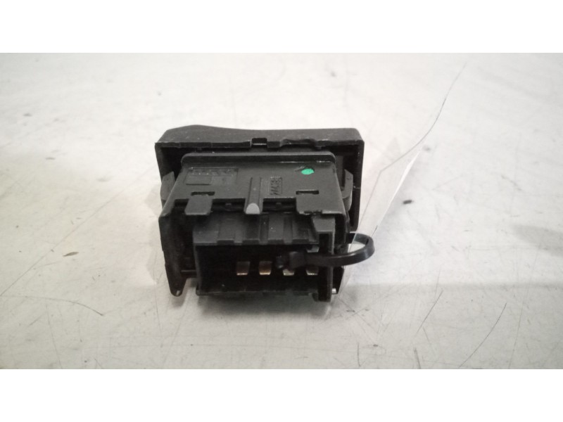 Recambio de interruptor para renault magnum ab diesel referencia OEM IAM 5010379357  