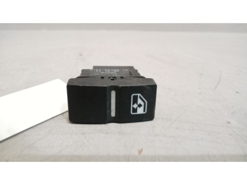 Recambio de interruptor para man tgx 18.xxx 12.4 diesel referencia OEM IAM 81255030318  