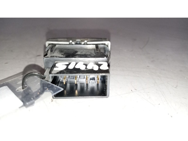 Recambio de interruptor para man tgx 18.xxx 12.4 diesel referencia OEM IAM 81255030318  