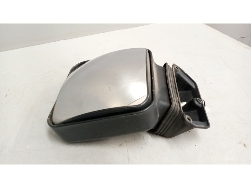Recambio de retrovisor exterior angular para renault magnum ab 2005 12.8 diesel referencia OEM IAM 5010646159  
