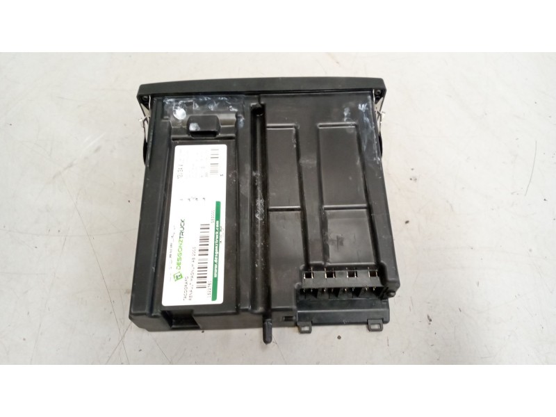 Recambio de tacografo para renault magnum ab 2005 12.8 diesel referencia OEM IAM SE5000  0001883588