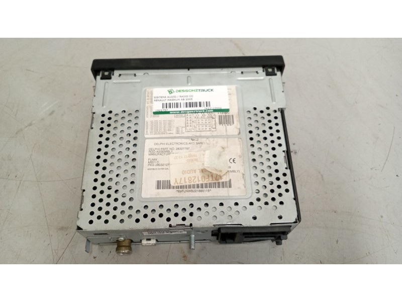 Recambio de sistema audio / radio cd para renault magnum ab 2005 12.8 diesel referencia OEM IAM 7423123002  