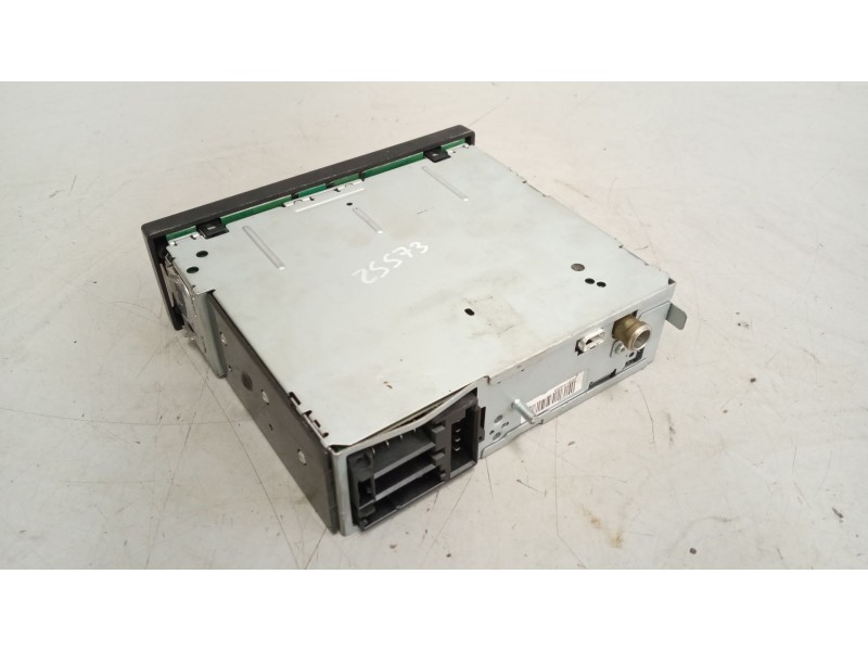 Recambio de sistema audio / radio cd para renault magnum ab 2005 12.8 diesel referencia OEM IAM 7423123002  