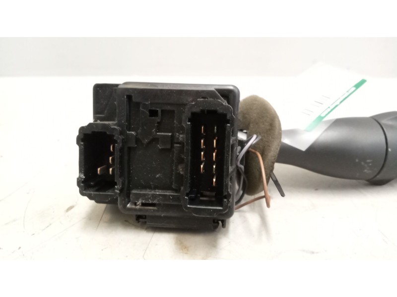 Recambio de mando intermitentes para renault magnum ab 2005 12.8 diesel referencia OEM IAM 5010589561  