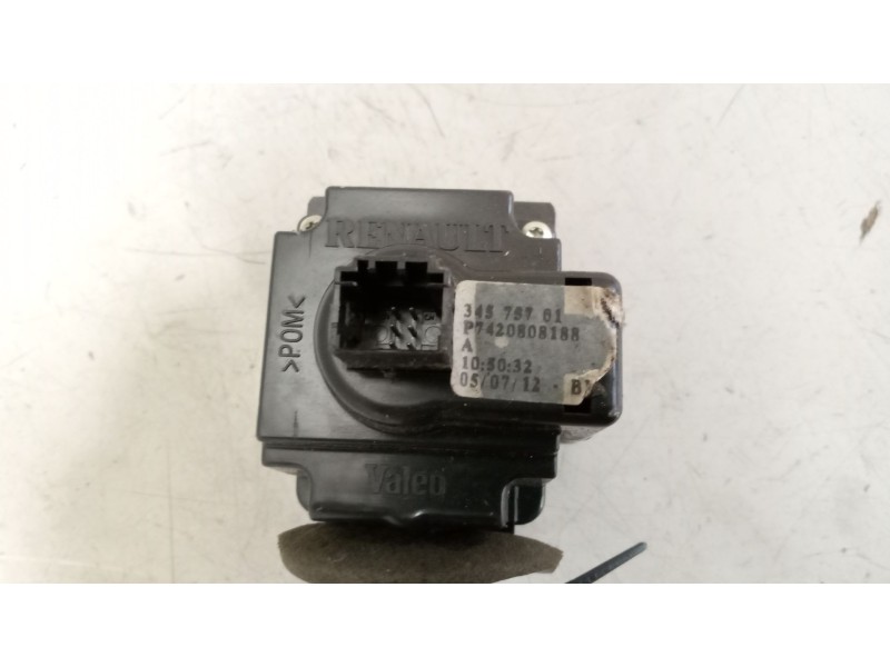 Recambio de mando cambio automatico para renault magnum ab 2005 12.8 diesel referencia OEM IAM 7420808188  