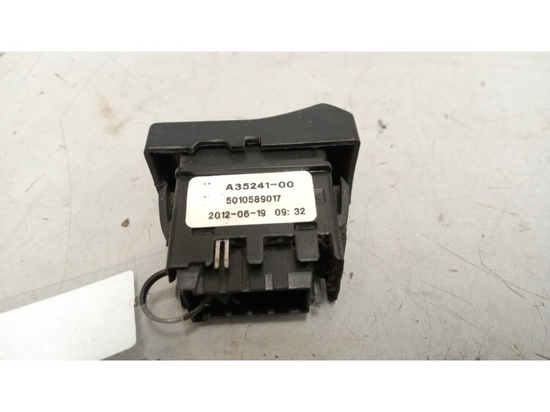Recambio de interruptor para renault magnum ab 2005 12.8 diesel referencia OEM IAM 5010589017  