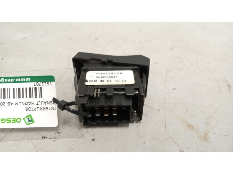 Recambio de interruptor para renault magnum ab 2005 12.8 diesel referencia OEM IAM 5010589023  