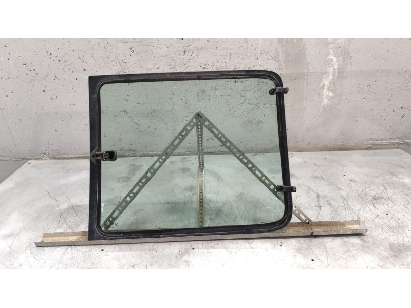 Recambio de luna trasera izquierda para peugeot partner (s1) combispace referencia OEM IAM 43R000016  