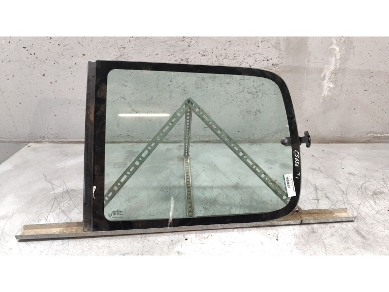 Recambio de luna trasera izquierda para peugeot partner (s1) combispace referencia OEM IAM 43R001100  