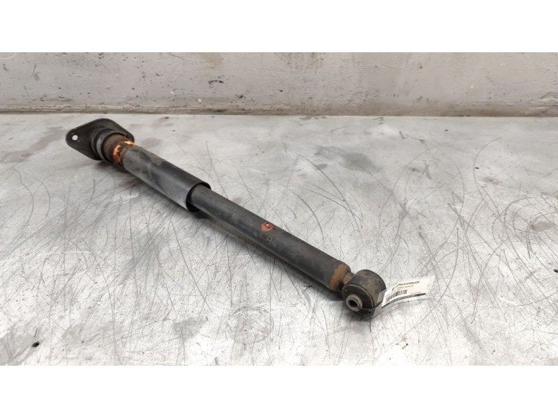 Recambio de amortiguador trasero derecho para hyundai accent (mc) gl referencia OEM IAM 553101E200  