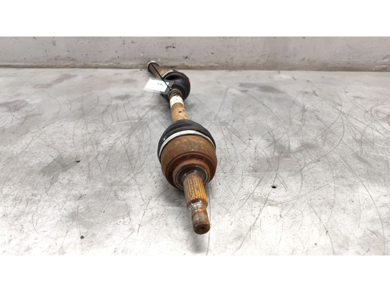 Recambio de transmision delantera derecha para renault scenic ii 1.9 dci diesel referencia OEM IAM 8200436366  