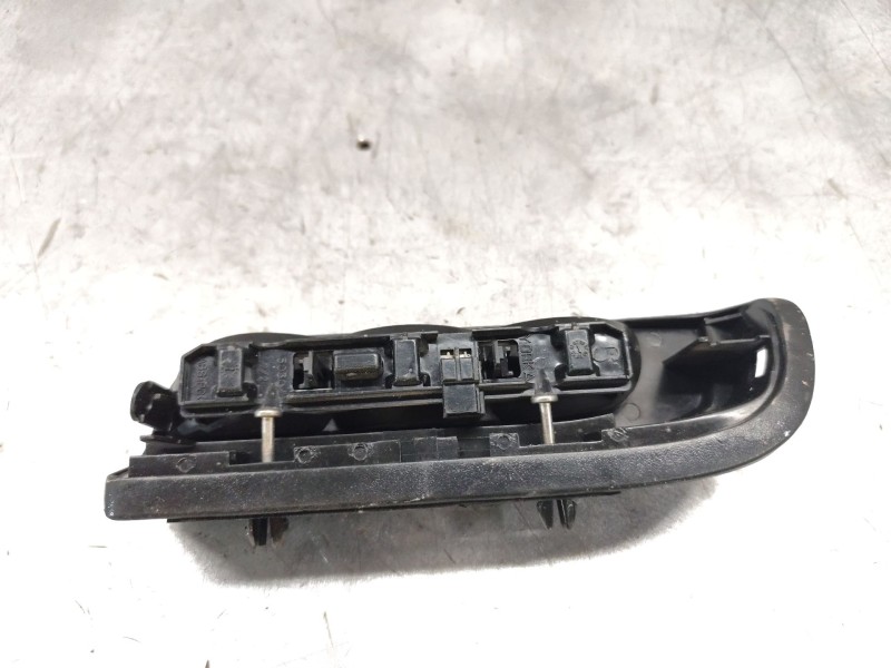 Recambio de luz central de freno para peugeot partner (s1) combispace referencia OEM IAM 450231  