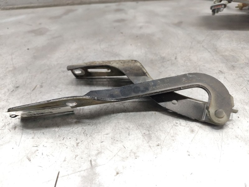 Recambio de bisagra capo derecha para peugeot 307 break/sw (s2) sw referencia OEM IAM 9680749180  