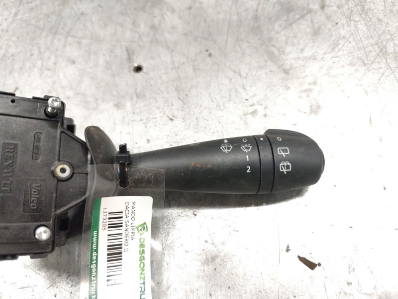 Recambio de mando limpia para dacia sandero ii 1.2 referencia OEM IAM 681722712R  