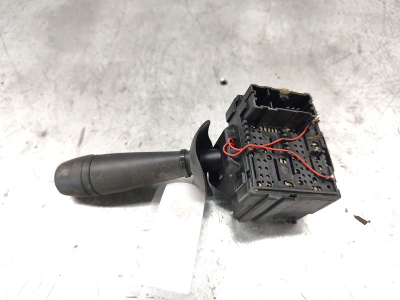 Recambio de mando limpia para dacia sandero ii 1.2 referencia OEM IAM 681722712R  