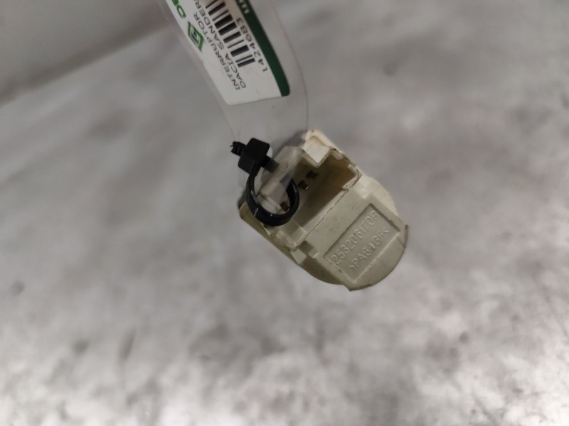 Recambio de interruptor para dacia sandero ii 1.2 referencia OEM IAM 253206170R  4 PINS