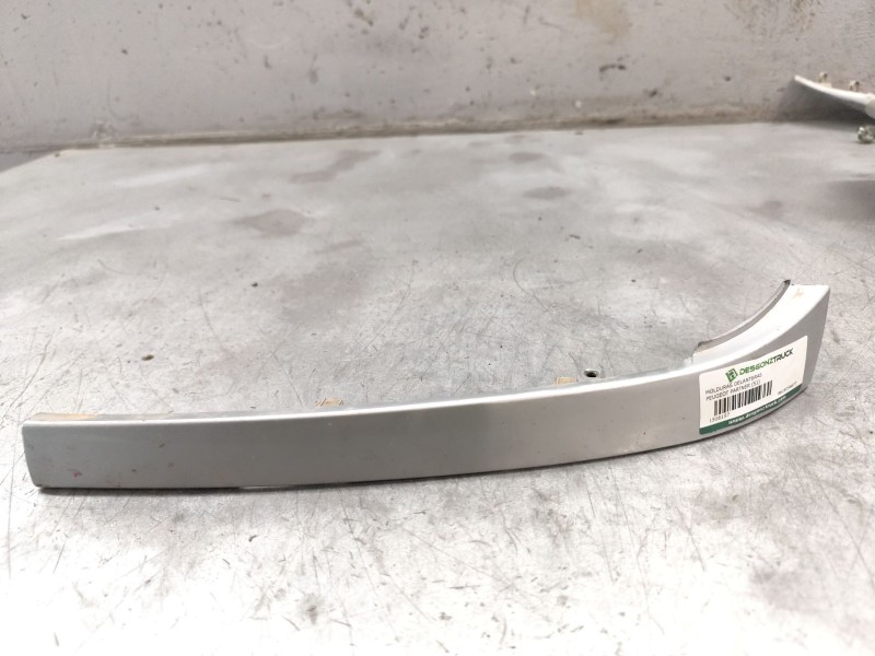 Recambio de molduras delanteras para peugeot partner (s1) combispace referencia OEM IAM 9618254677  