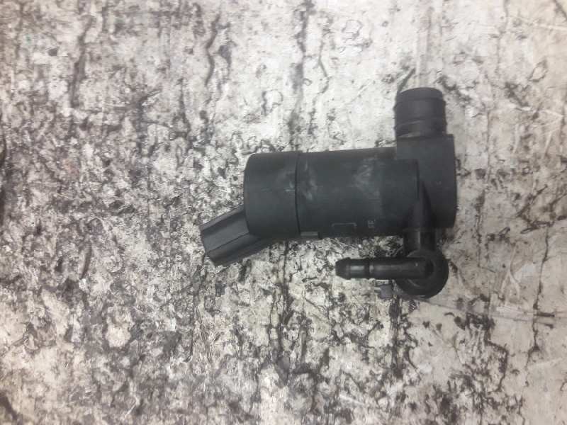 Recambio de bomba limpia para volvo xc70 2.4 d awd ocean race referencia OEM IAM  2 PINS 