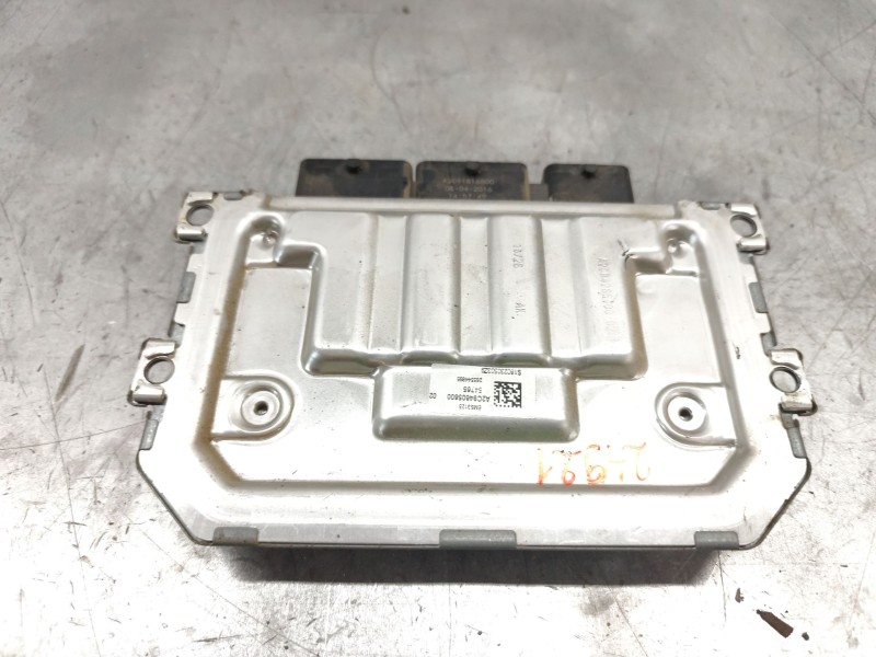Recambio de centralita motor uce para dacia sandero ii 1.2 referencia OEM IAM 237107314R  