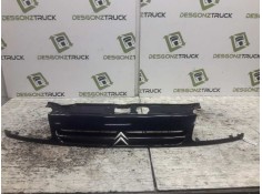 Recambio de rejilla delantera central para citroen saxo 1.5 d image referencia OEM IAM 9617745277  