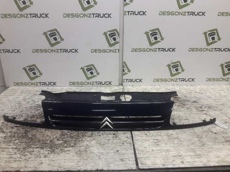 Recambio de rejilla delantera central para citroen saxo 1.5 d image referencia OEM IAM 9617745277  