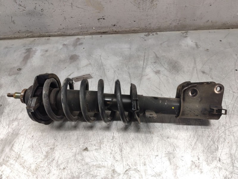 Recambio de amortiguador delantero izquierdo para renault trafic combi (ab 4.01) referencia OEM IAM   